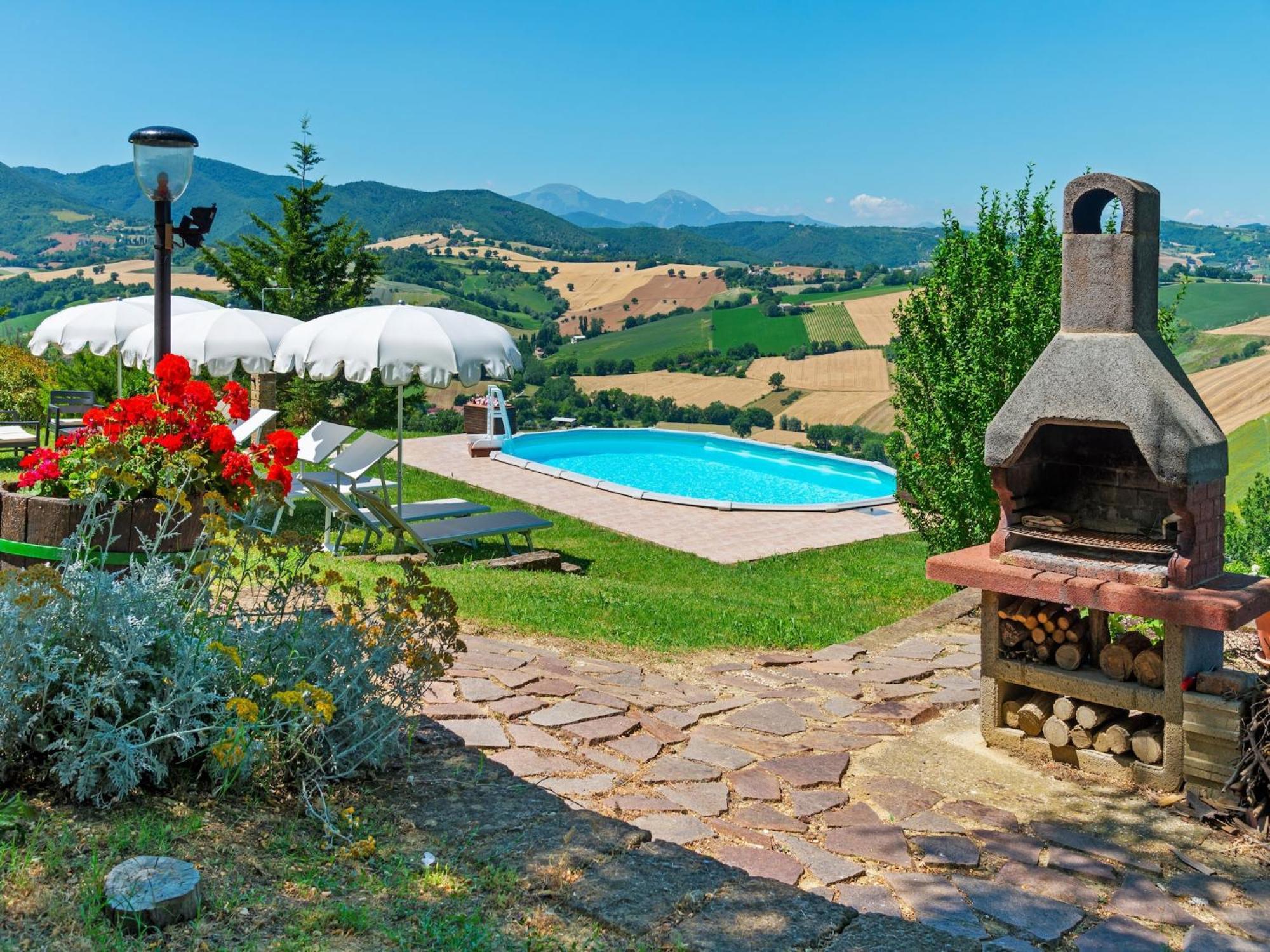 Nice Flat In Arcevia With Swimming Pool Exterior foto